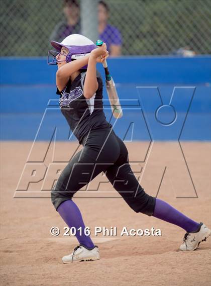 Thumbnail 1 in Palisades vs Chavez photogallery.