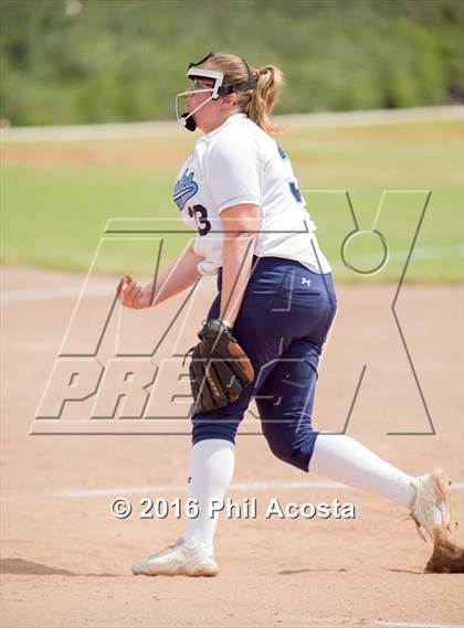 Thumbnail 2 in Palisades vs Chavez photogallery.