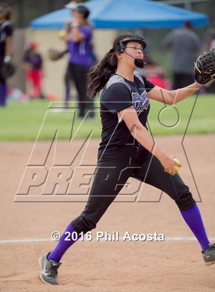 Thumbnail 2 in Palisades vs Chavez photogallery.