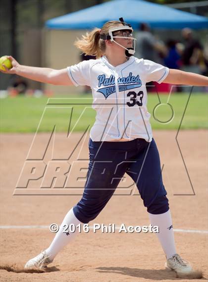 Thumbnail 2 in Palisades vs Chavez photogallery.