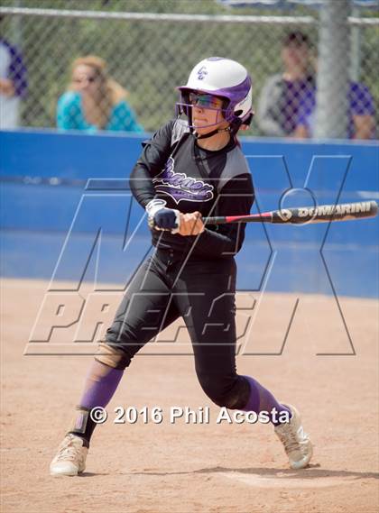 Thumbnail 2 in Palisades vs Chavez photogallery.