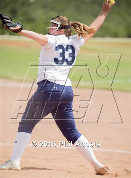 Thumbnail 1 in Palisades vs Chavez photogallery.