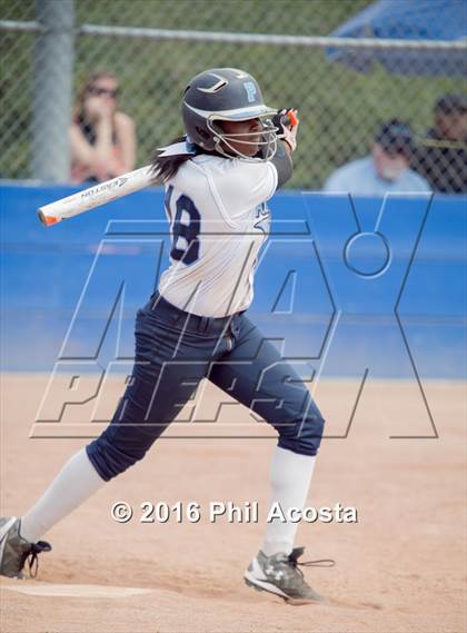 Thumbnail 3 in Palisades vs Chavez photogallery.