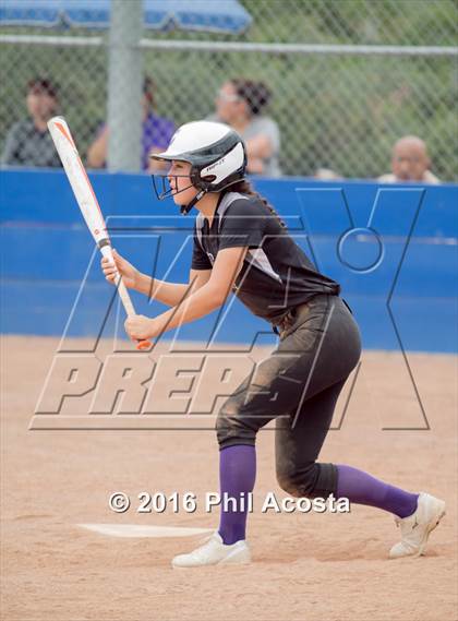Thumbnail 2 in Palisades vs Chavez photogallery.