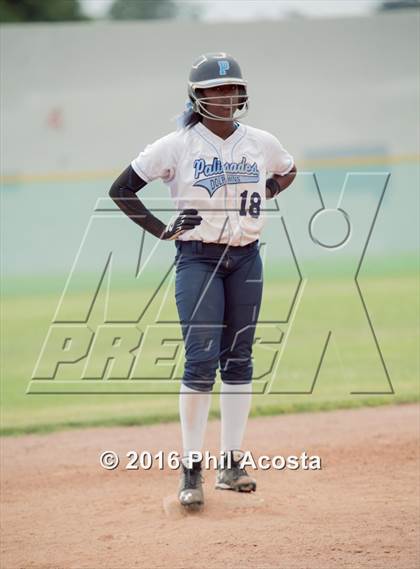 Thumbnail 1 in Palisades vs Chavez photogallery.