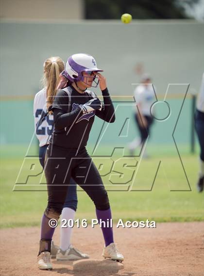 Thumbnail 3 in Palisades vs Chavez photogallery.