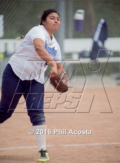 Thumbnail 1 in Palisades vs Chavez photogallery.