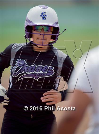 Thumbnail 1 in Palisades vs Chavez photogallery.