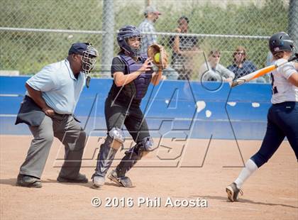 Thumbnail 3 in Palisades vs Chavez photogallery.
