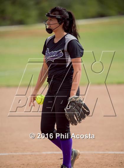 Thumbnail 3 in Palisades vs Chavez photogallery.