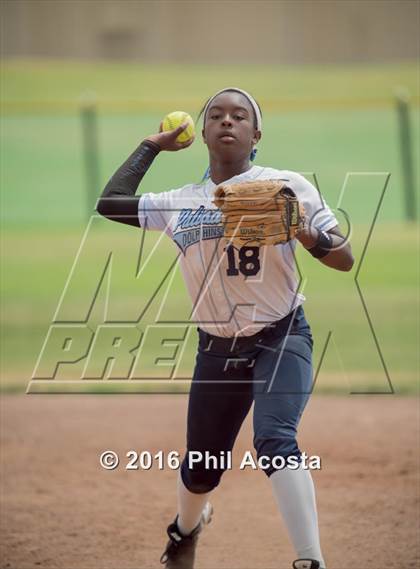 Thumbnail 2 in Palisades vs Chavez photogallery.