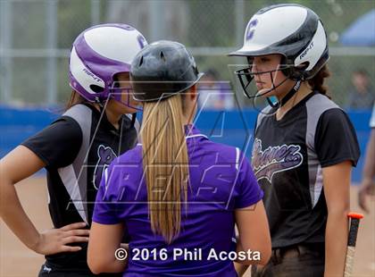 Thumbnail 3 in Palisades vs Chavez photogallery.