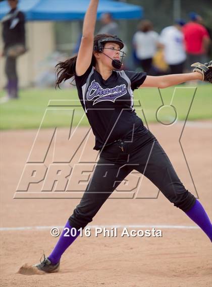 Thumbnail 1 in Palisades vs Chavez photogallery.