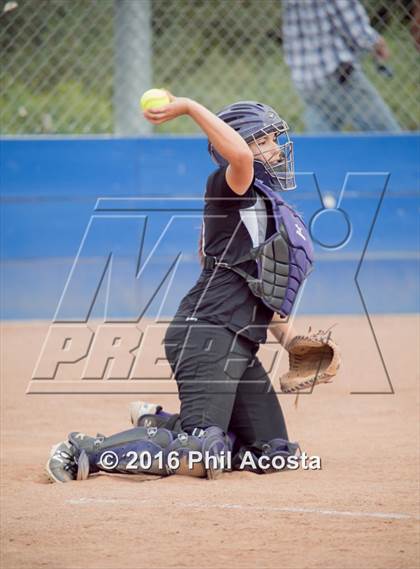 Thumbnail 1 in Palisades vs Chavez photogallery.