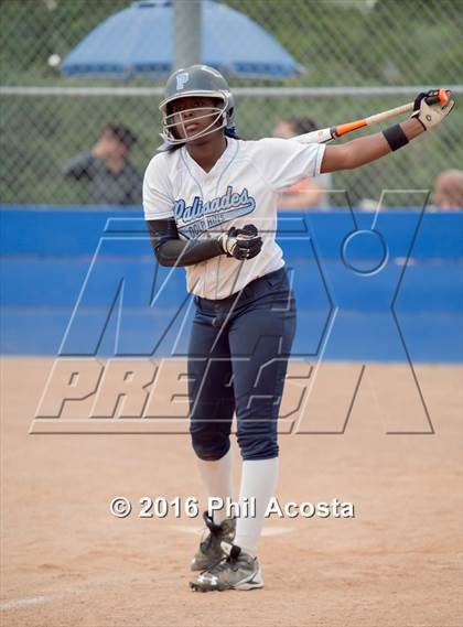 Thumbnail 3 in Palisades vs Chavez photogallery.