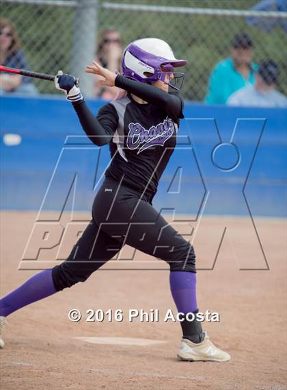 Thumbnail 1 in Palisades vs Chavez photogallery.