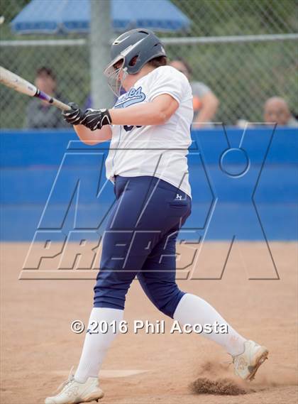 Thumbnail 1 in Palisades vs Chavez photogallery.