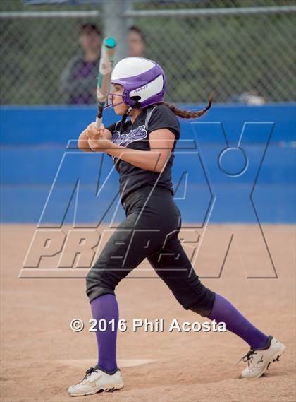 Thumbnail 3 in Palisades vs Chavez photogallery.