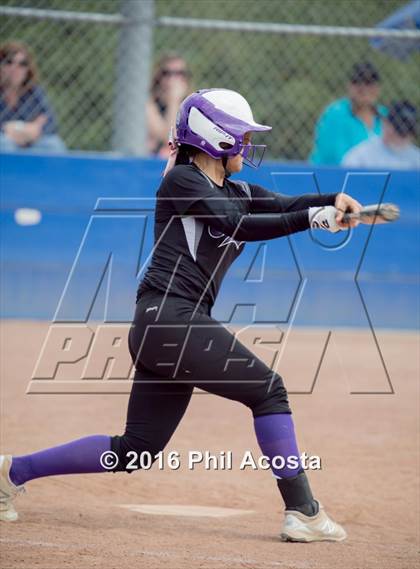 Thumbnail 3 in Palisades vs Chavez photogallery.