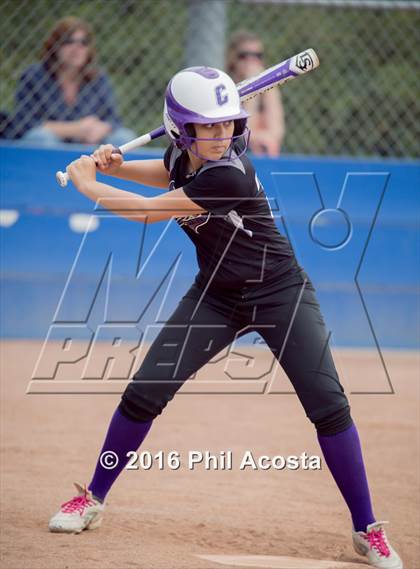 Thumbnail 2 in Palisades vs Chavez photogallery.