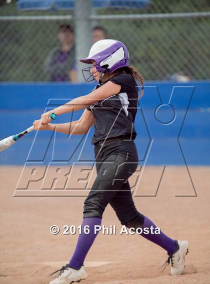 Thumbnail 2 in Palisades vs Chavez photogallery.