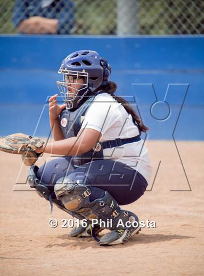 Thumbnail 2 in Palisades vs Chavez photogallery.