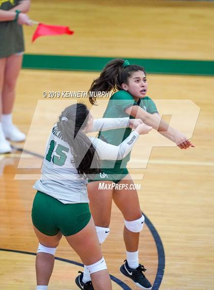 Thumbnail 2 in Arlington Heights vs Arlington photogallery.