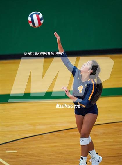 Thumbnail 2 in Arlington Heights vs Arlington photogallery.