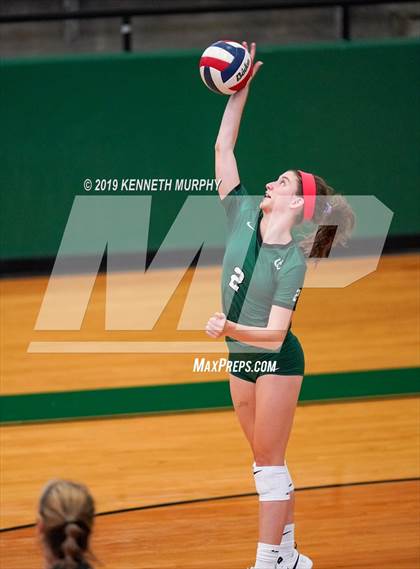 Thumbnail 3 in Arlington Heights vs Arlington photogallery.