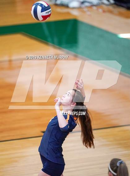 Thumbnail 1 in Arlington Heights vs Arlington photogallery.