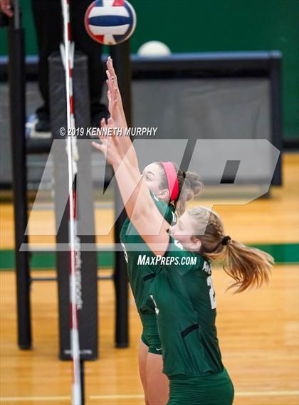 Thumbnail 1 in Arlington Heights vs Arlington photogallery.