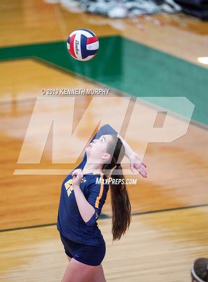 Thumbnail 1 in Arlington Heights vs Arlington photogallery.