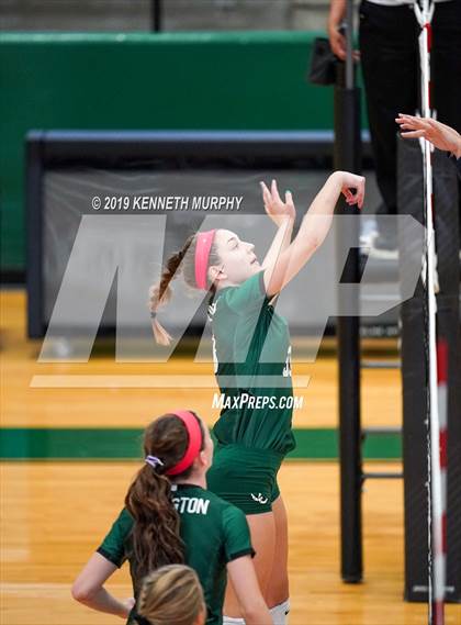 Thumbnail 3 in Arlington Heights vs Arlington photogallery.