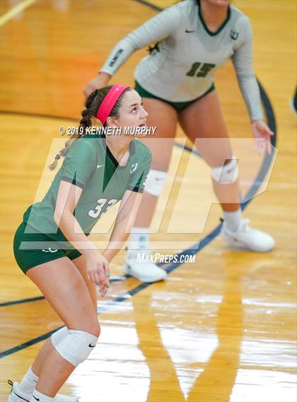 Thumbnail 2 in Arlington Heights vs Arlington photogallery.