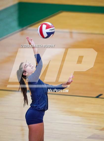 Thumbnail 1 in Arlington Heights vs Arlington photogallery.