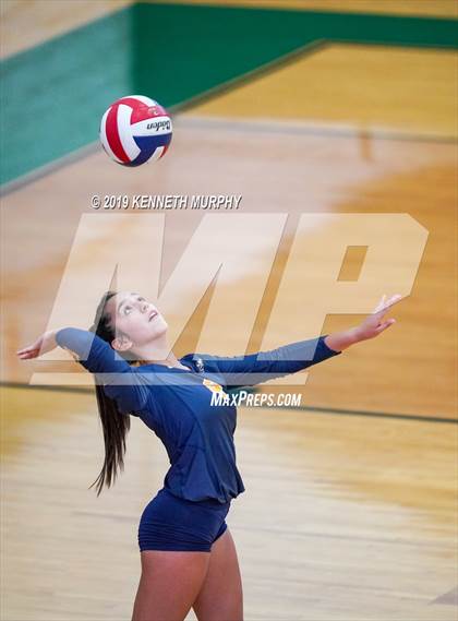 Thumbnail 3 in Arlington Heights vs Arlington photogallery.