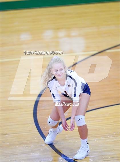 Thumbnail 1 in Arlington Heights vs Arlington photogallery.
