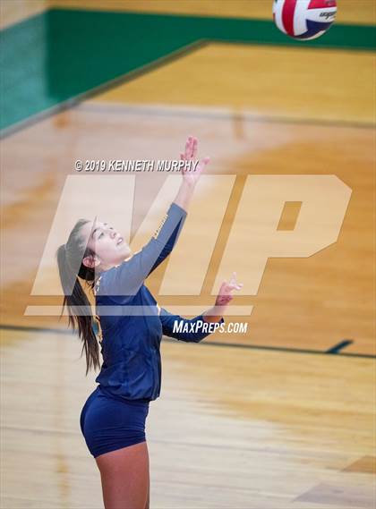 Thumbnail 2 in Arlington Heights vs Arlington photogallery.