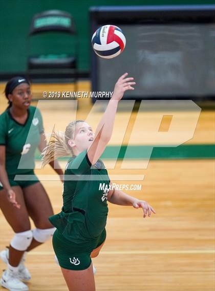 Thumbnail 3 in Arlington Heights vs Arlington photogallery.