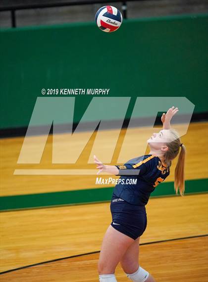 Thumbnail 2 in Arlington Heights vs Arlington photogallery.