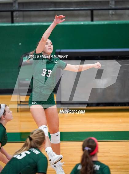 Thumbnail 2 in Arlington Heights vs Arlington photogallery.
