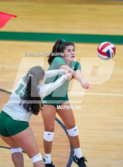 Thumbnail 3 in Arlington Heights vs Arlington photogallery.
