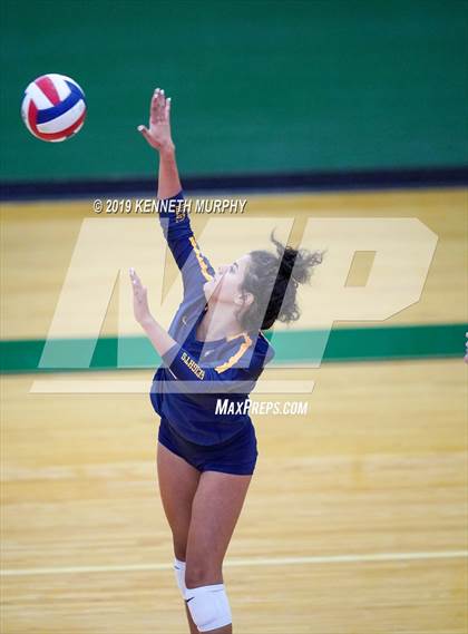 Thumbnail 3 in Arlington Heights vs Arlington photogallery.