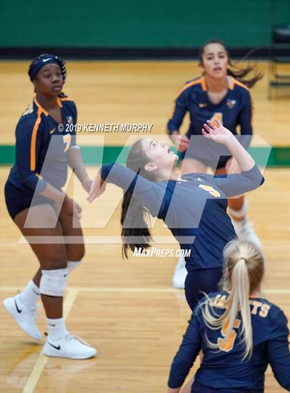 Thumbnail 1 in Arlington Heights vs Arlington photogallery.