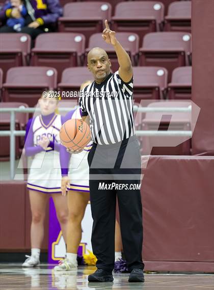 Thumbnail 1 in Lufkin vs. Melissa (UIL 5A D1 Bi-District Playoff) photogallery.