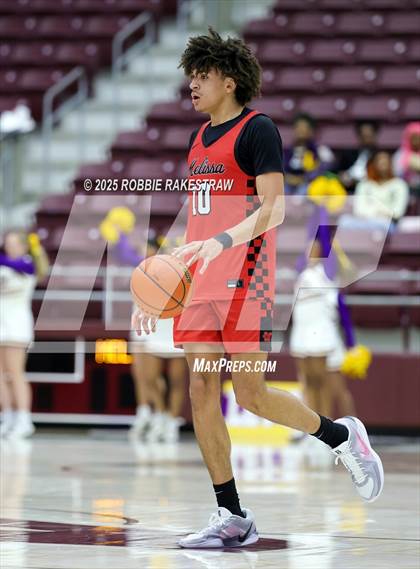 Thumbnail 3 in Lufkin vs. Melissa (UIL 5A D1 Bi-District Playoff) photogallery.