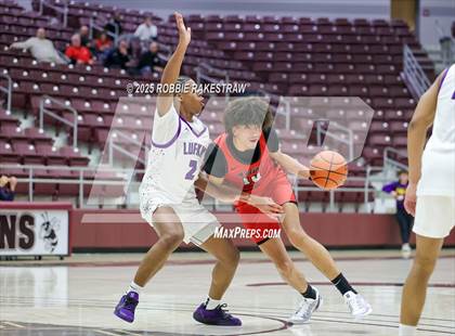 Thumbnail 2 in Lufkin vs. Melissa (UIL 5A D1 Bi-District Playoff) photogallery.