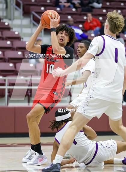 Thumbnail 1 in Lufkin vs. Melissa (UIL 5A D1 Bi-District Playoff) photogallery.