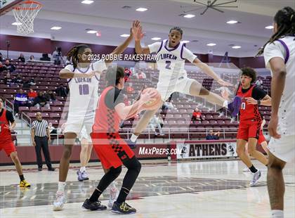 Thumbnail 3 in Lufkin vs. Melissa (UIL 5A D1 Bi-District Playoff) photogallery.