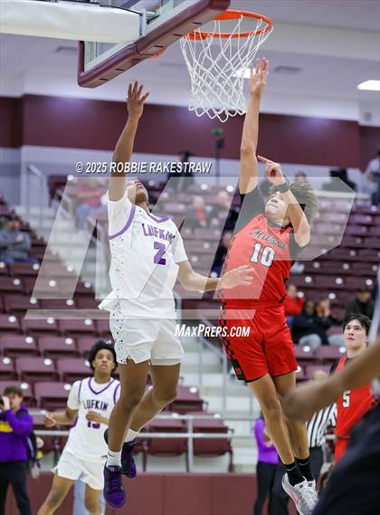 Thumbnail 1 in Lufkin vs. Melissa (UIL 5A D1 Bi-District Playoff) photogallery.